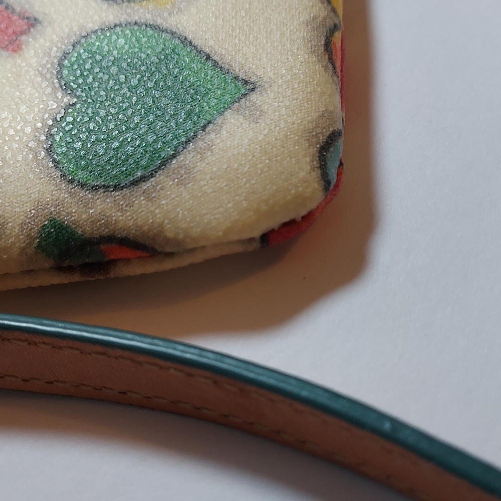 Dooney & Bourke Vintage RAINBOW ZIPPER Wristlet Clutch Heart pattern and fob - Picture 12 of 14